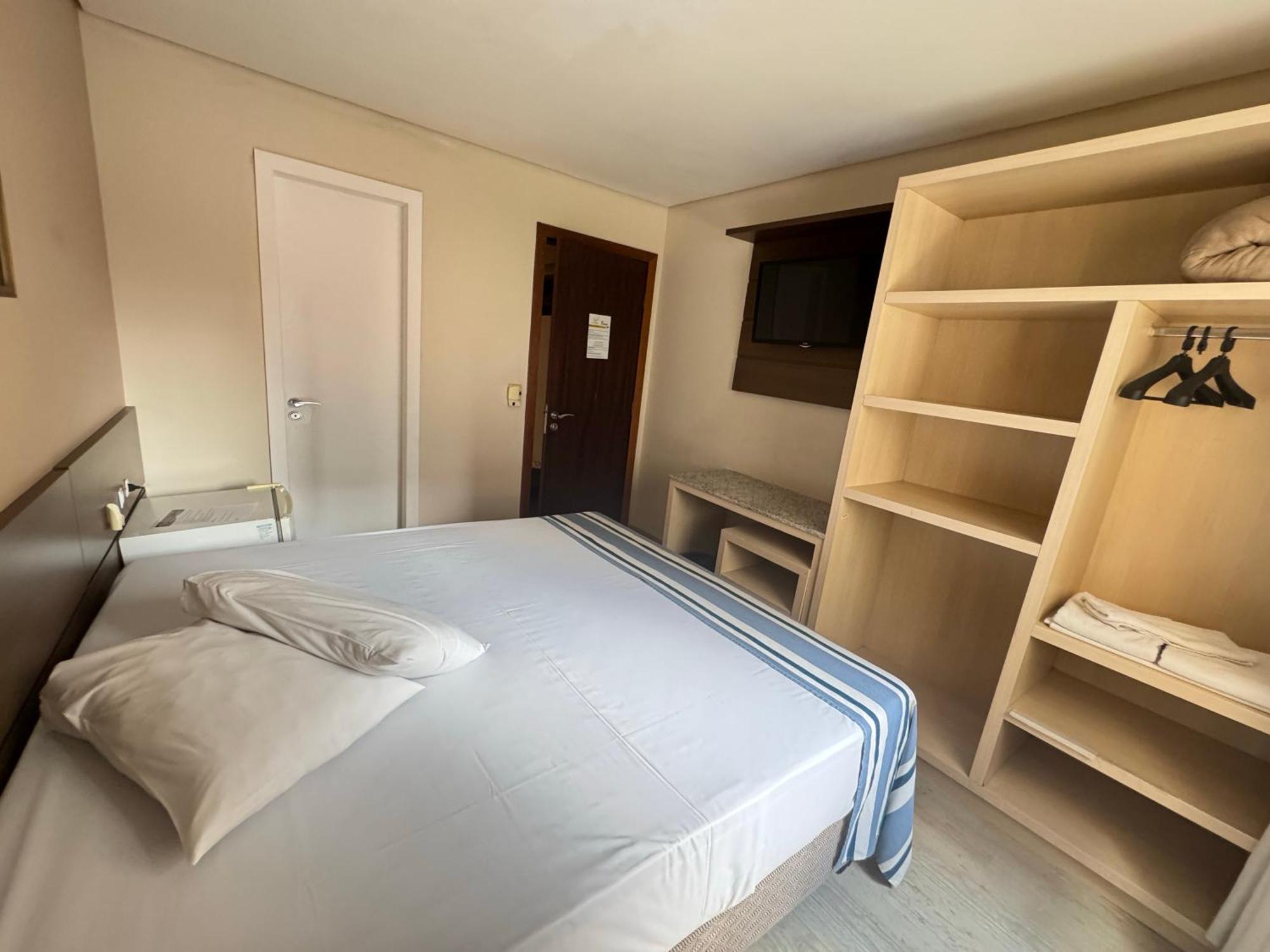 קוריטיבה Hotel Sol By Mrhotelaria מראה חיצוני תמונה