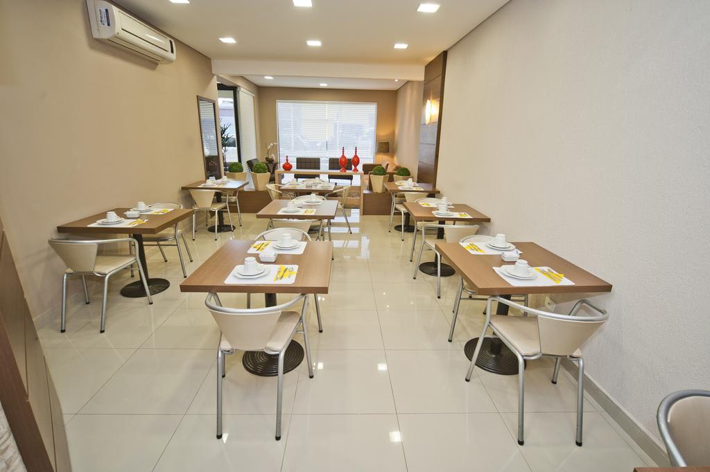 קוריטיבה Hotel Sol By Mrhotelaria מראה חיצוני תמונה