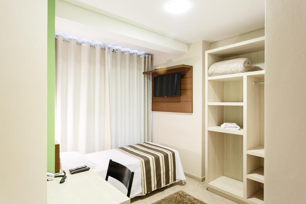 קוריטיבה Hotel Sol By Mrhotelaria מראה חיצוני תמונה