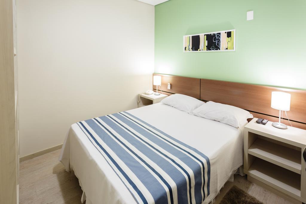 קוריטיבה Hotel Sol By Mrhotelaria מראה חיצוני תמונה