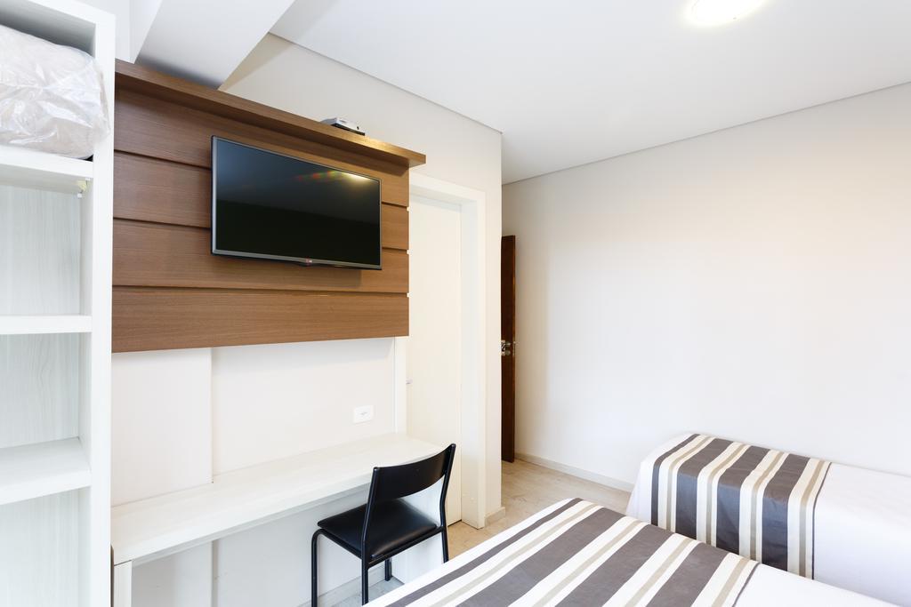 קוריטיבה Hotel Sol By Mrhotelaria מראה חיצוני תמונה